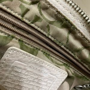 COPY - Coach bag,9”wide,5”length, handle 6”